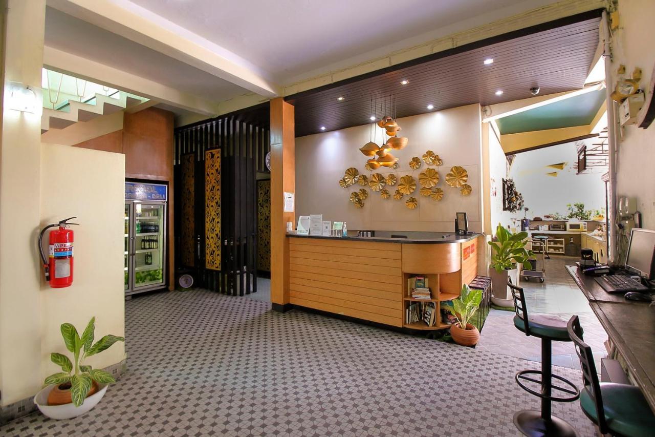 Rajata Hotel Bangkok Exterior photo